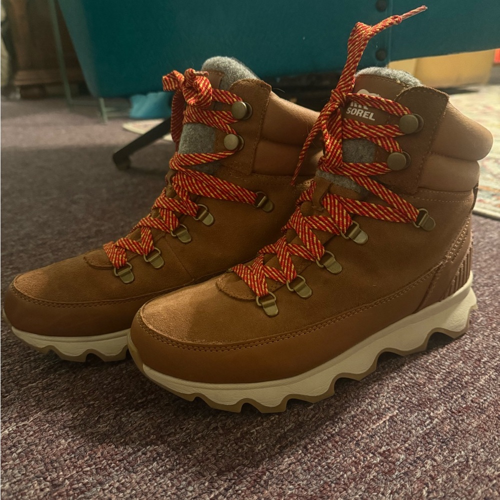 Sorel Brown Ankle Boots with Red Laces